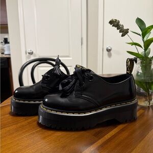 Dr. Martens HOLLY PLATFORM SHOE